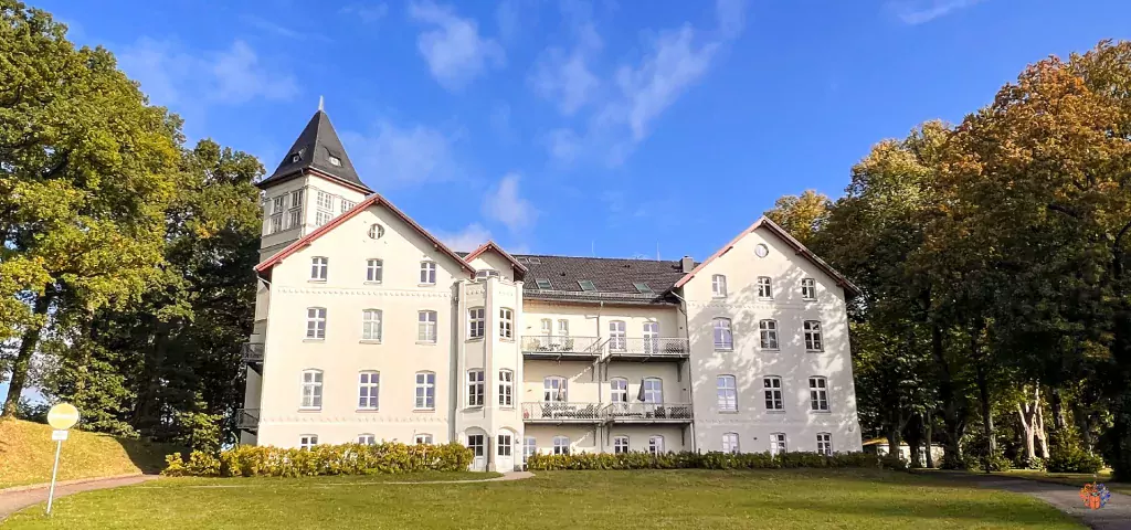 Gutshaus | Jagdschloss zu Hohen Niendorf © Historische Häuser | Alte Häuser
