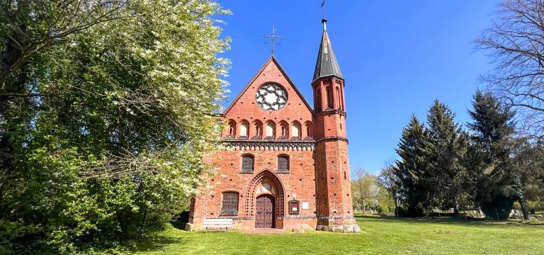 Klosterruine und Kirche Althof © Historische Häuser | Alte Häuser