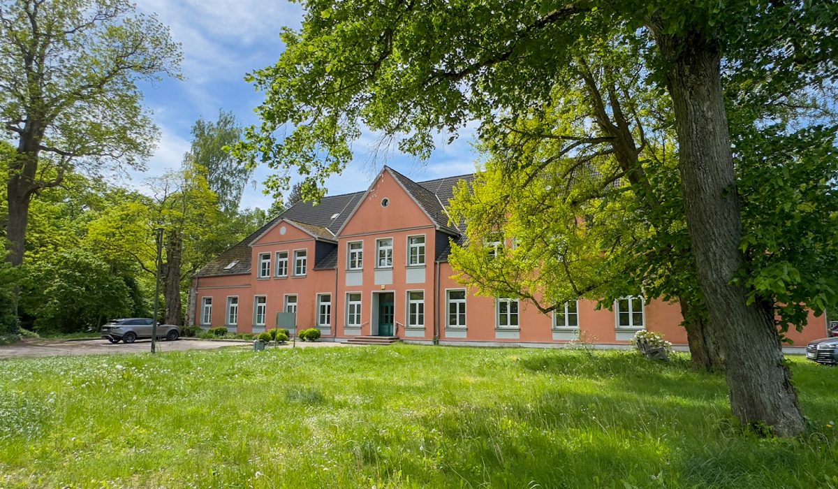 Gutshaus Wahrstorf bei Rostock © Historische Häuser